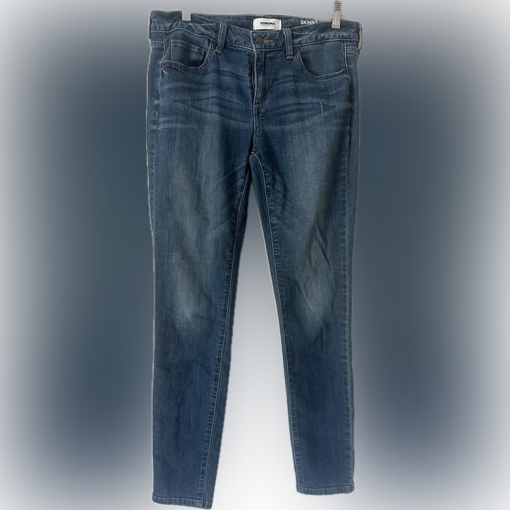 Sonoma Medium Blue Slightly Distressed Denim Jeans - size 10L.